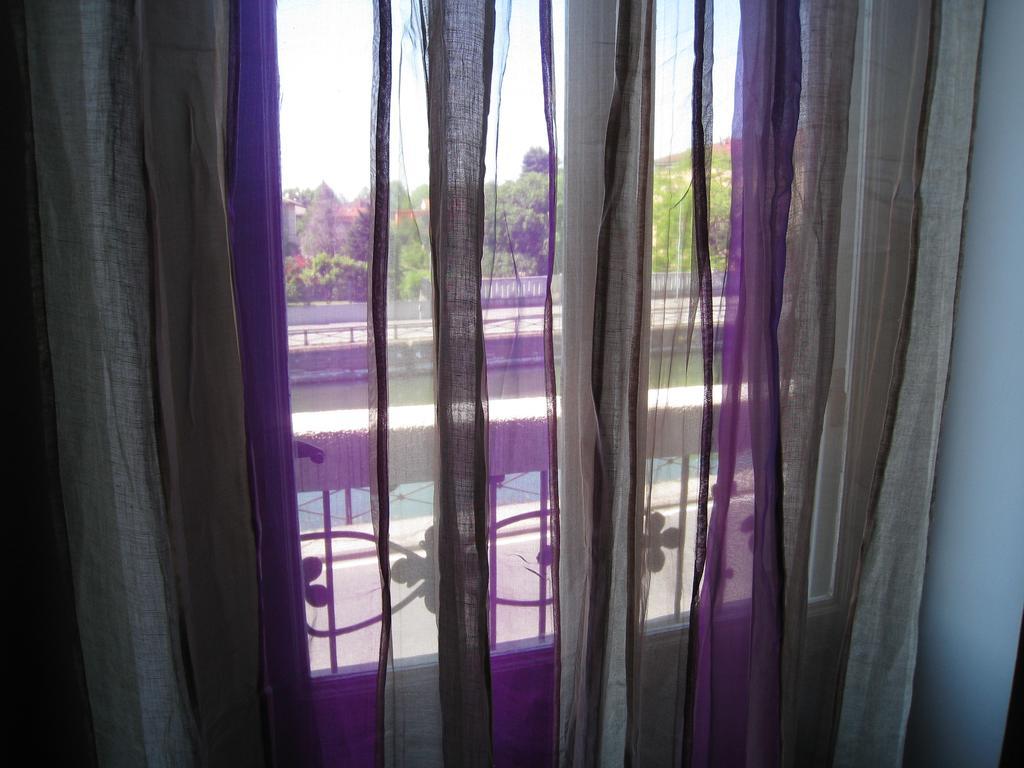 B&B Della Spiga Corsico Ruang foto